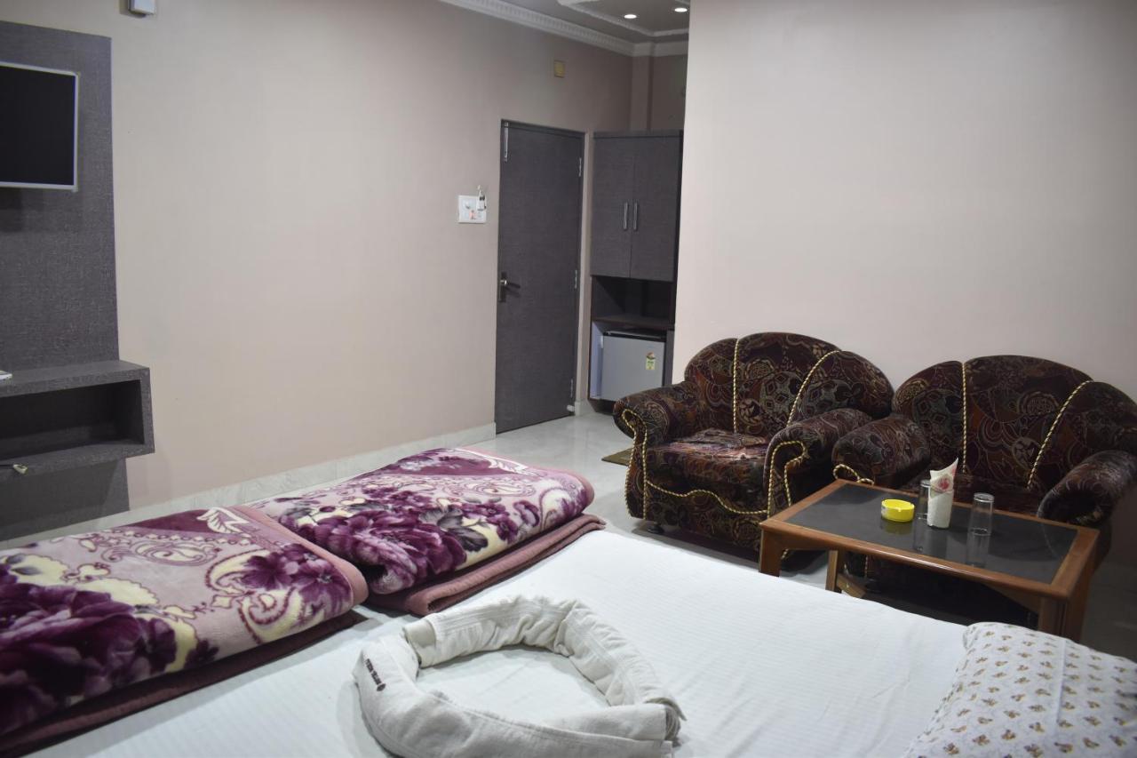 Hotel Suraj Balasore Exterior foto